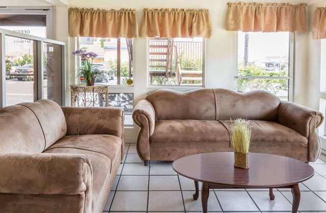 Days Inn by Wyndham San Bernardino