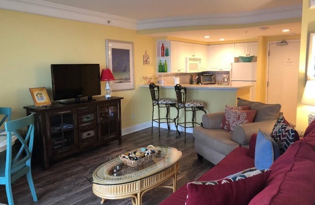 Daytona Beach Resort Ocean Front. Ocean View Condo 1B 1B Sleep 4 Pools not open.