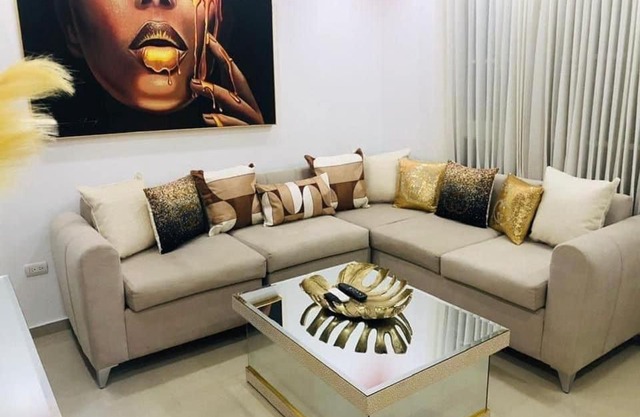 Delicado apartamento con piscina.