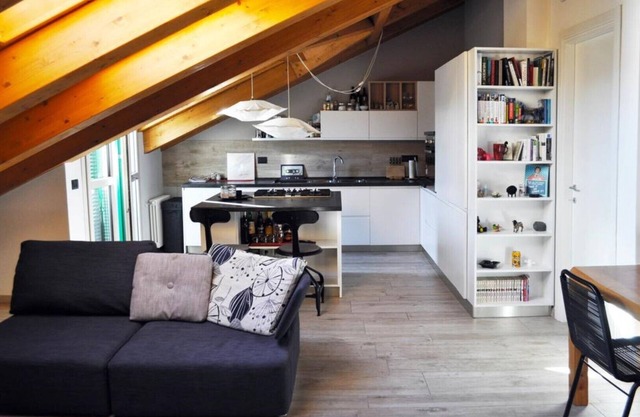 DELICIOUS ATTIC IN LINGOTTO AREA
