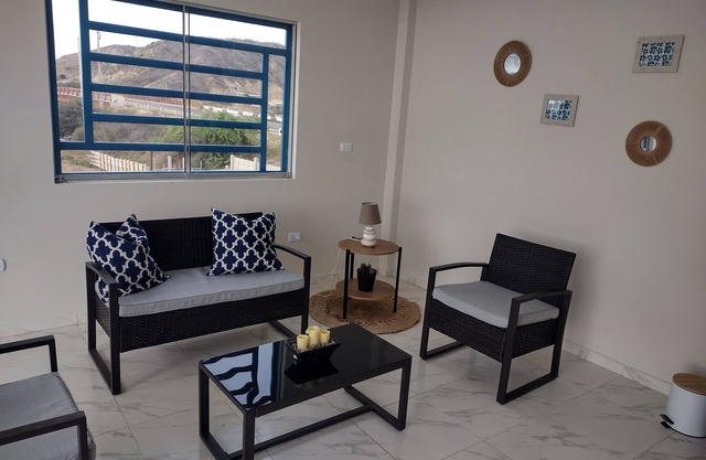 Delightful 4bedroom house in Plateritos,Canoas d Punta Sal,Contralmirante Villar