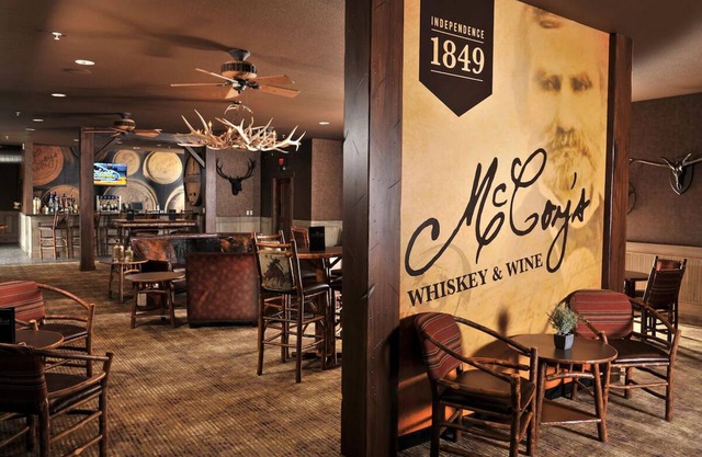 Deluxe 2 Queen, Stoney Creek Kansas City, Near Lake, 2 Pools | 2 Units