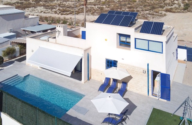 Deluxe house with a view - Private Pool