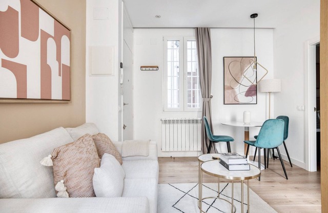 Deluxe Salamanca 2BR nr El Retiro Park, by Blueground