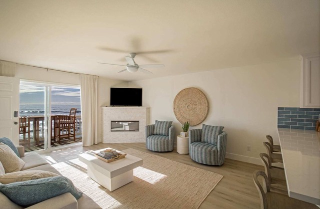 Deluxe Suite | Full Kitchen | Jacuzzi | Rm 4