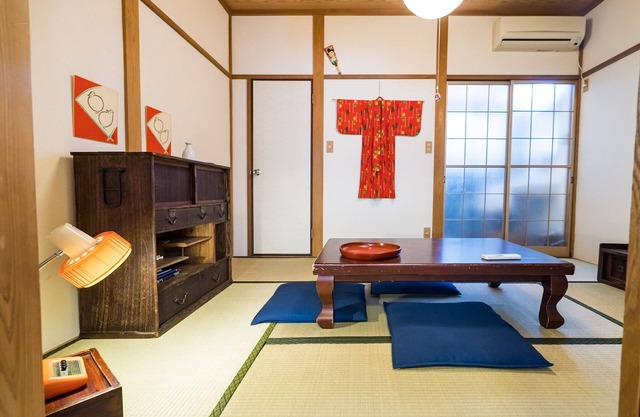 Demachi 2 - Quaint house near Kamogawa River