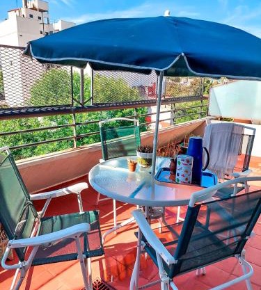 Departamento para 6 con cochera a 4 cuadras subte H