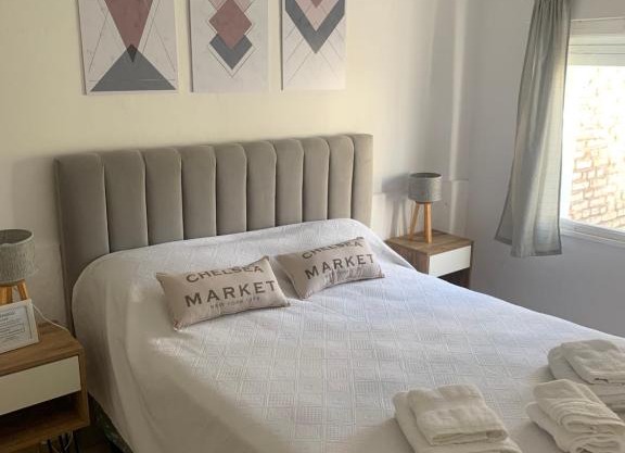 Depto Gales, a 1 cuadra del mar