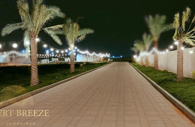Desert Breeze Resort