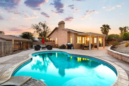 Desert Hot Springs Home - Private Pool Spa BBQ