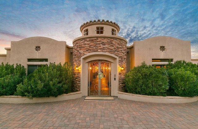 Desert Rose: Treat Yourself You Deserve It!