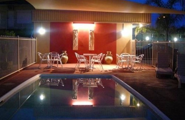 Desert Sand Motor Inn