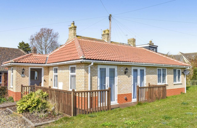 Designed specifically for coastal getaways, Sea Breeze has everything you need.