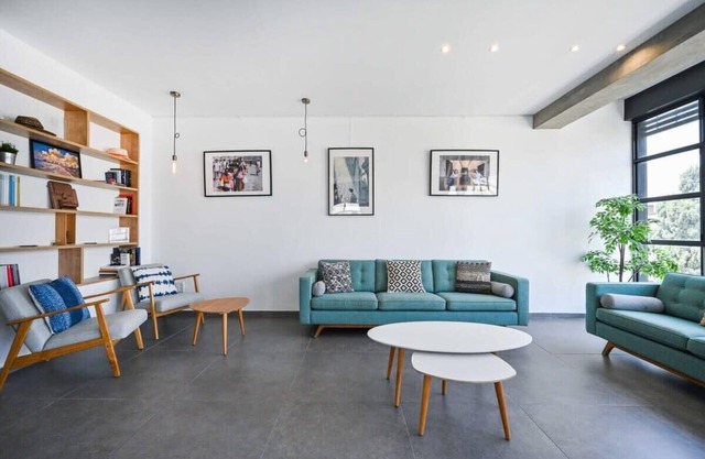 Designer 2BR in Rembrandt street by HolyGuest