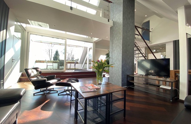 Designer award-winning loft on 228 sqm, loggia + sauna. Essen+Düsseldorf Trade Fair