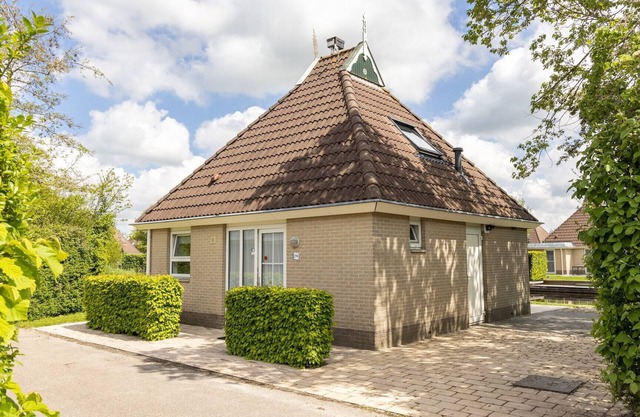 Detached bungalow for 5 persons