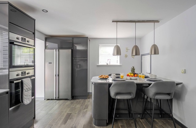 Detached House in Quiet Suffolk Village - Pets Allowed