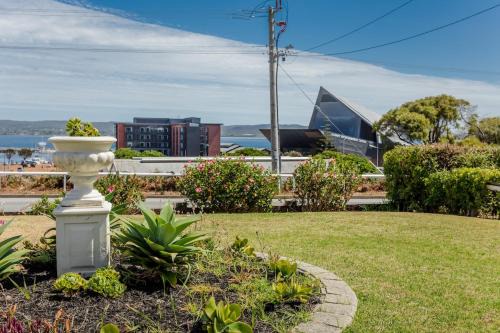 Devine's on Stirling