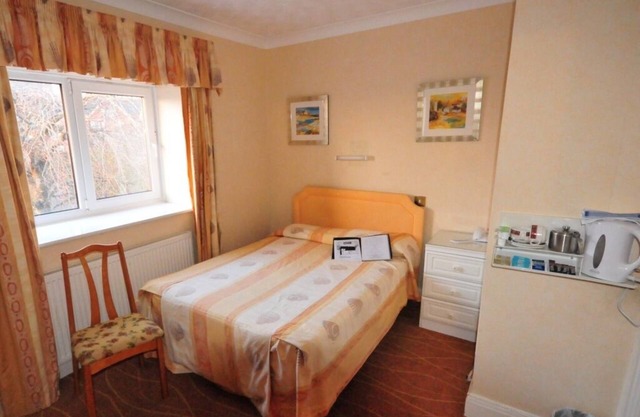 Devoncourt Double Bedroom