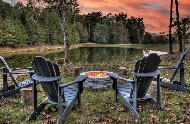 Dialed Inn- Pet Friendly | Dock on Private Lake | Arcade Games