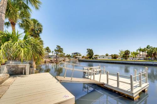 Direct Gulf Access Hernando Beach Escape!