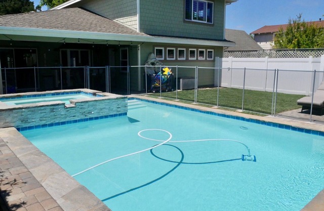 DISCOUNTED IN JULY! POOL/SPA Home! Perfect for Kids - Grass/Toys/Trampoline