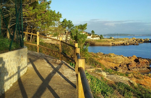 Discover and enjoy with the family. Sea - mountains and gastronomy