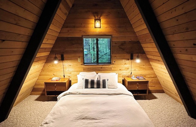 Discover Nature's Beauty at Foss Haus A-Frame Cabin: Hikes & River Access Await