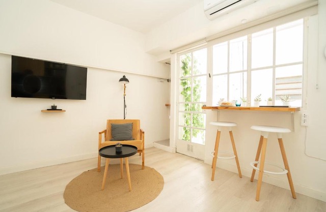 Divine studio super bright with balcony