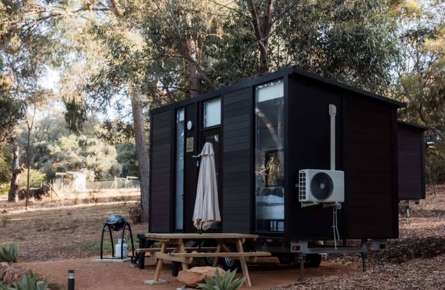 Djindarup Retreat 3 by Tiny Away