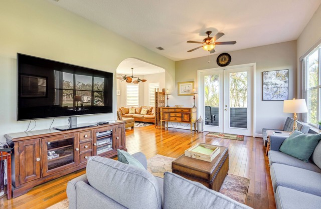 Dock, Kayaks & On-Site Pond: Terra Ceia Home