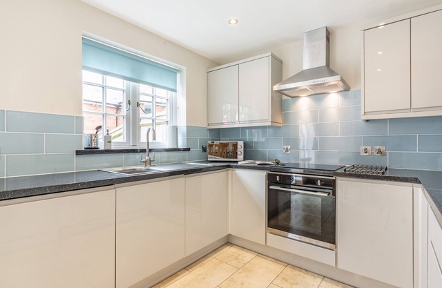 DOGWOOD, pet friendly, with open fire in Redlynch