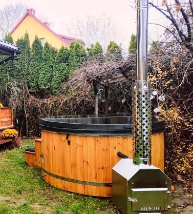 Dolistówka Apartamenty, pole namiotowe, balia z jacuzzi, ogród warzywny dla gości, plac zabaw dla dzieci