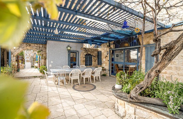 Domed Villa with Terrace and View - Old City Tzfat