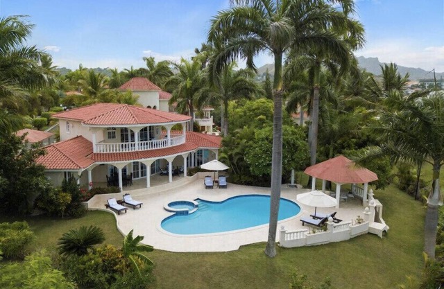 Dominican Luxury 6BR Villa – Private Pool, VIP All-Incl., Free Airport Transfers