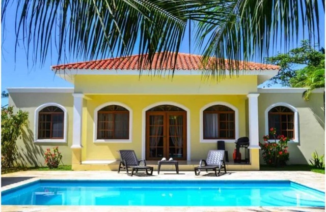 DomTri - 2 Bedroom Villa with Pool in Gated Community of Sosua Ocean Village