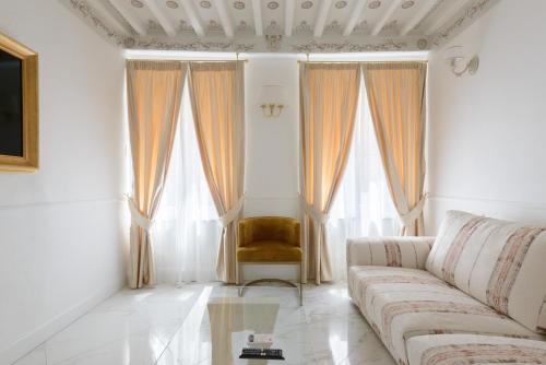 Domus Nannini SPA - L' Arco di Matteotti
