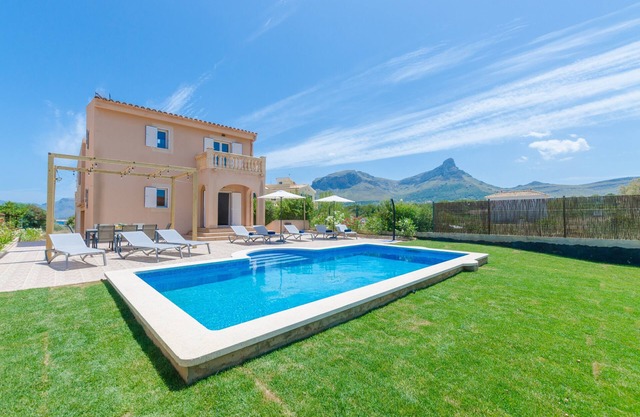 DONES D'AIGUA 11 - Villa with sea views in Urb. S'Estanyol (Colonia de Sant Pere). Free Wi