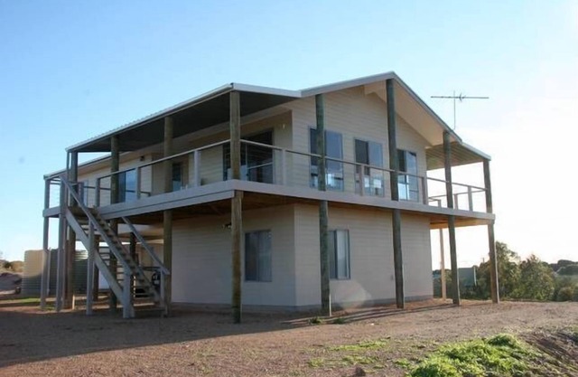 Double Bay Views (Port Moorowie) - Perfect Family Home In Outstanding Location