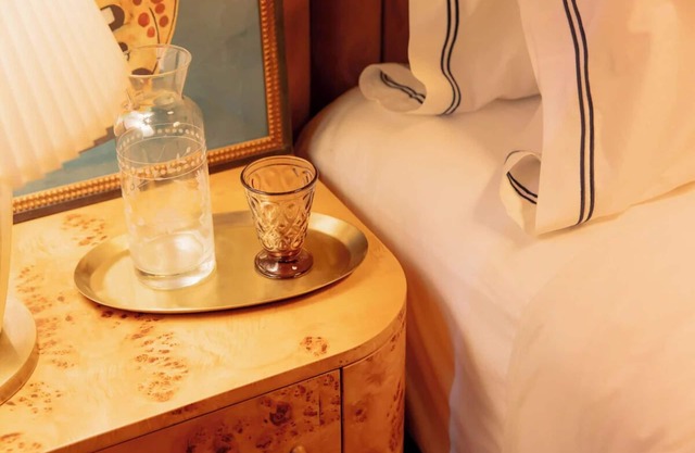 Double Queen Bliss, Fidelity Hotel, 2 Rooms, Steps from Downtown Attractions