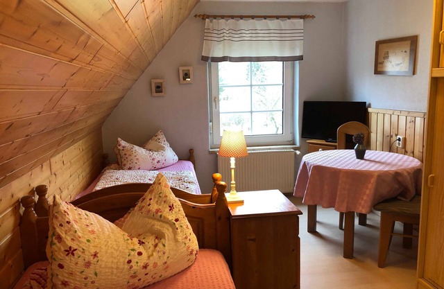 Double room 1 with two single beds - Präkel vacation room