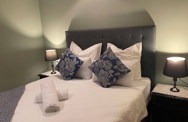 Double Room! Welcome to our charming guesthouse in Cap Townn