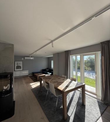 Downtown 2-bedroom apartment