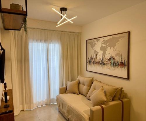 Downtown 2 Suites Piscina, ar, academia, cowork e vaga