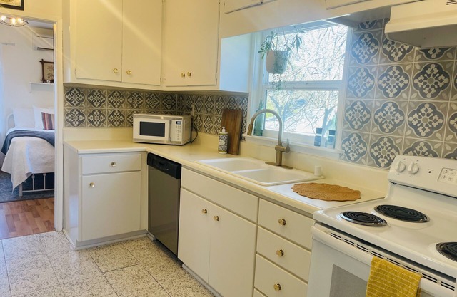 Downtown Cottage Style Home! Vintage vibes and comfortable amenities.