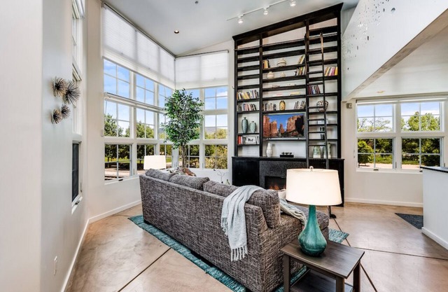 Downtown Light-filled Loft in the Heart of Santa Fe