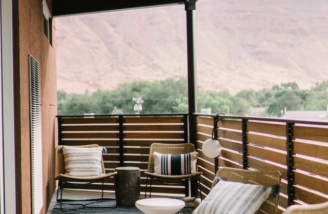 Downtown Stay | Family Ready Room w/Living Area, Kitchen, and Outdoor Patio