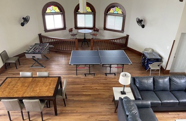 Dragonfly Inn (Only 40 min to Hocking Hills area)