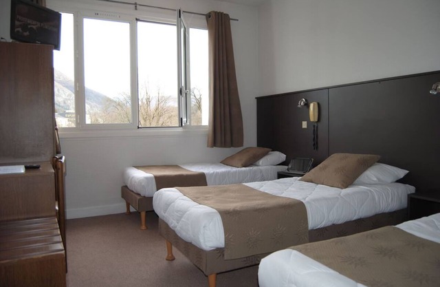 Dream Stay for Nature Lovers! Cozy & Spacious Unit! Near Top Attractions!