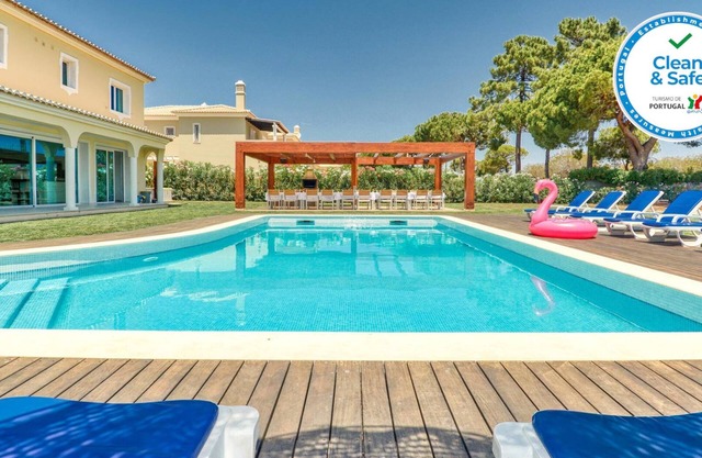 Dream villa w/luxury services nPROMOTION - Last dates!